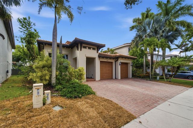10726 NW 80th Circle, Parkland, FL 33076