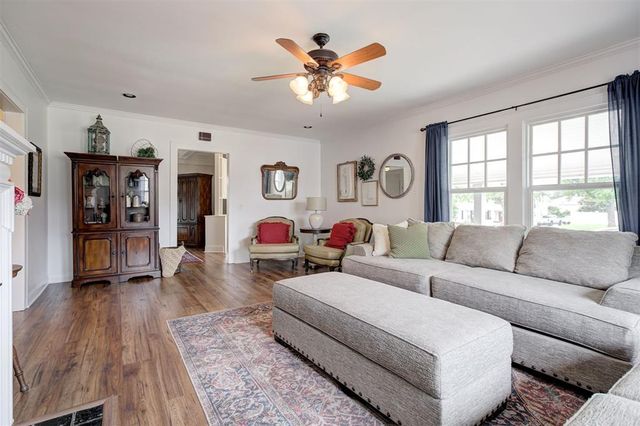 1207 N Broadway Avenue, Shawnee, OK 74801