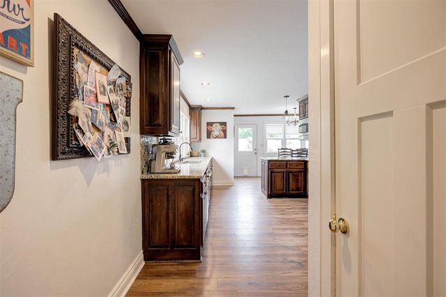 1207 N Broadway Avenue, Shawnee, OK 74801