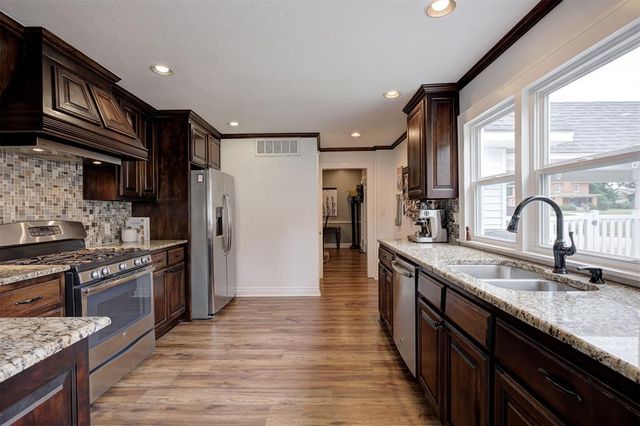1207 N Broadway Avenue, Shawnee, OK 74801