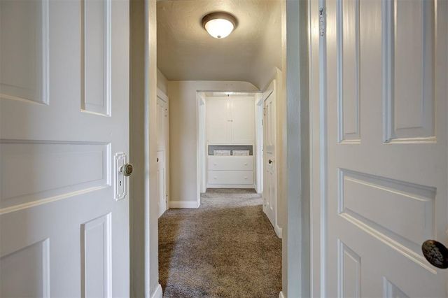 1207 N Broadway Avenue, Shawnee, OK 74801
