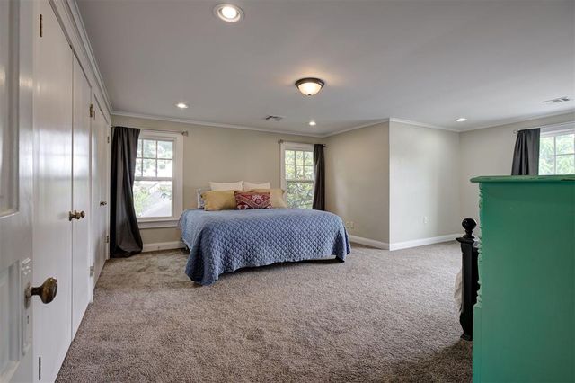 1207 N Broadway Avenue, Shawnee, OK 74801