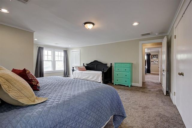 1207 N Broadway Avenue, Shawnee, OK 74801