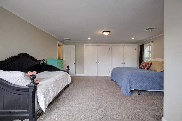 1207 N Broadway Avenue, Shawnee, OK 74801