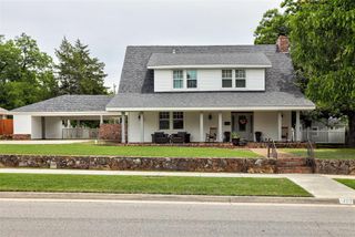 1207 N Broadway Avenue, Shawnee, OK 74801