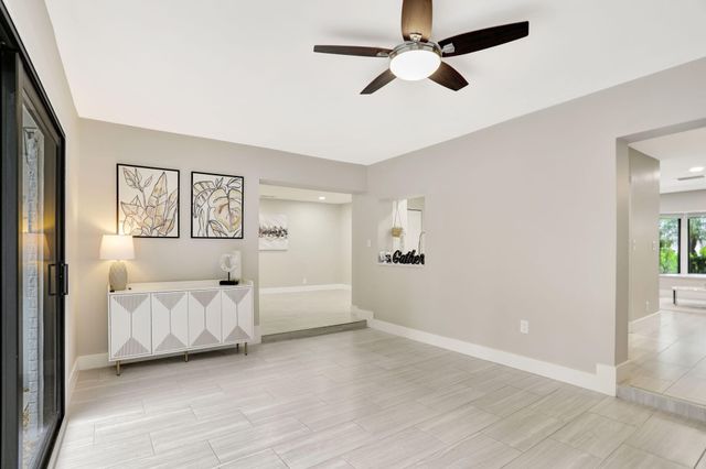 1035 NW 5TH Avenue, Boca Raton, FL 33432
