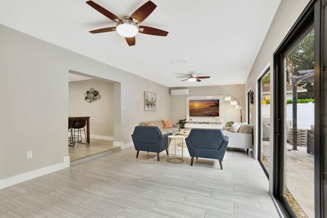 1035 NW 5TH Avenue, Boca Raton, FL 33432