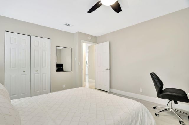 1035 NW 5TH Avenue, Boca Raton, FL 33432