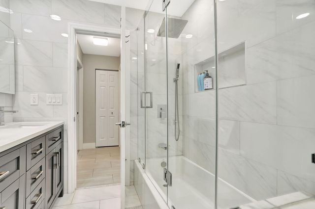 1035 NW 5TH Avenue, Boca Raton, FL 33432