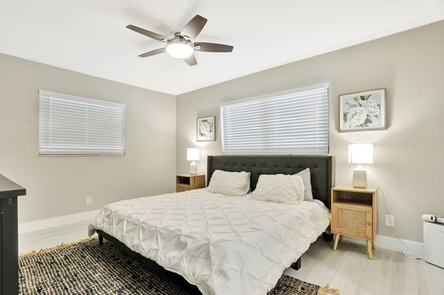 1035 NW 5TH Avenue, Boca Raton, FL 33432