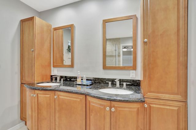 1035 NW 5TH Avenue, Boca Raton, FL 33432