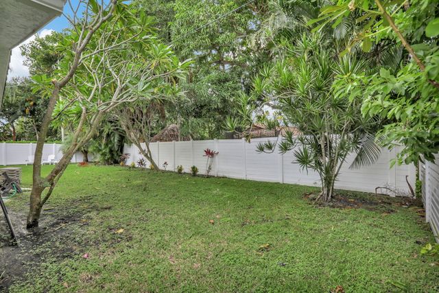 1035 NW 5TH Avenue, Boca Raton, FL 33432