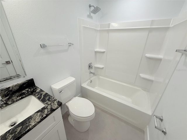 1013 3RD STREET W, Bradenton, FL 34205