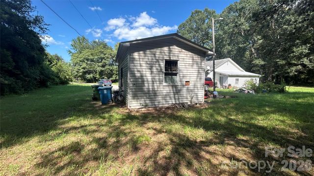 1105 Davis Street, Salisbury, NC 28146