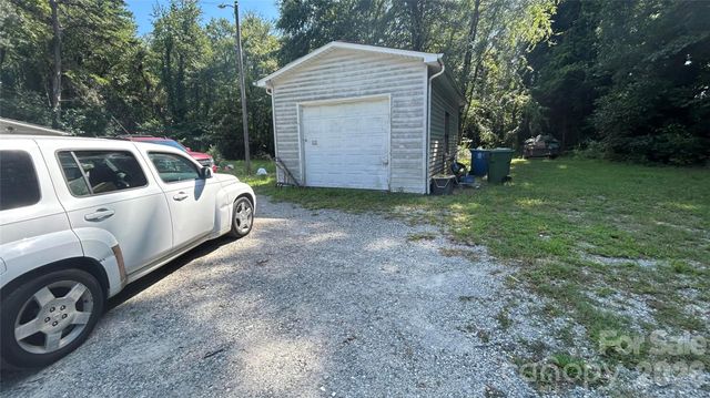 1105 Davis Street, Salisbury, NC 28146