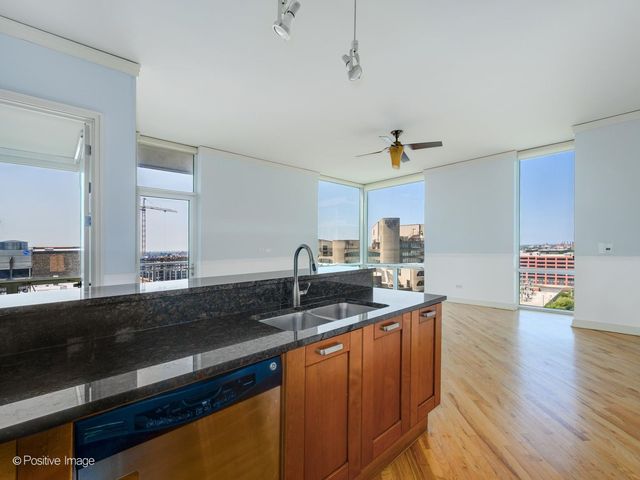 170 W Polk Street 1404, Chicago, IL 60605