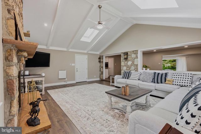 3936 MARTIN RD, Huntingdon Valley, PA 19006
