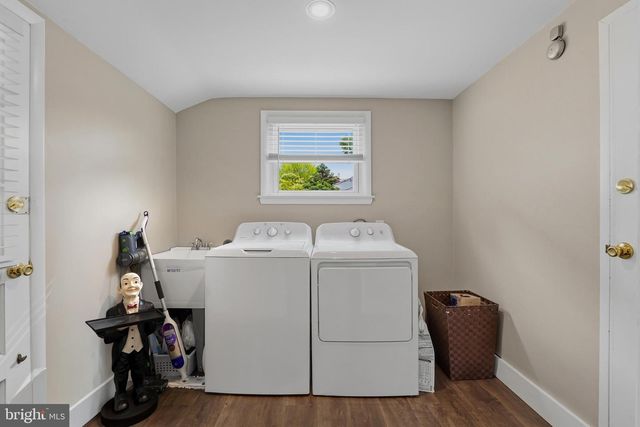 3936 MARTIN RD, Huntingdon Valley, PA 19006