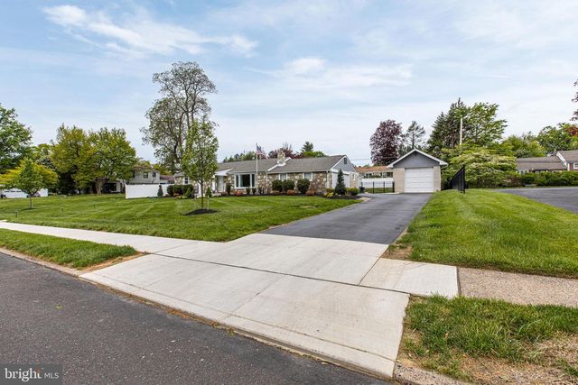 3936 MARTIN RD, Huntingdon Valley, PA 19006