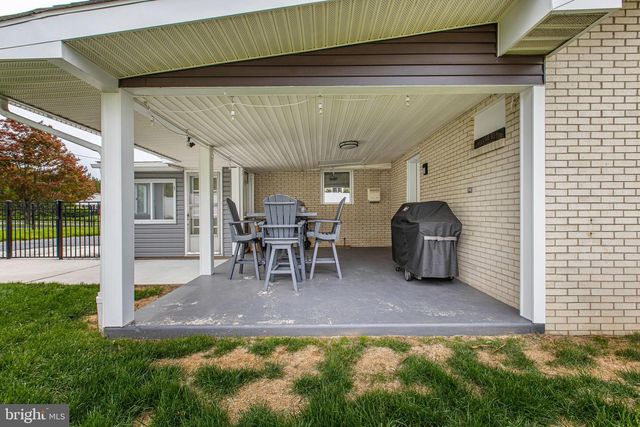 3936 MARTIN RD, Huntingdon Valley, PA 19006