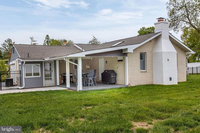 3936 MARTIN RD, Huntingdon Valley, PA 19006