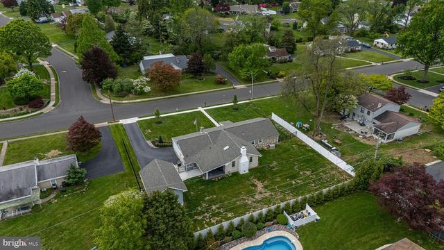 3936 MARTIN RD, Huntingdon Valley, PA 19006