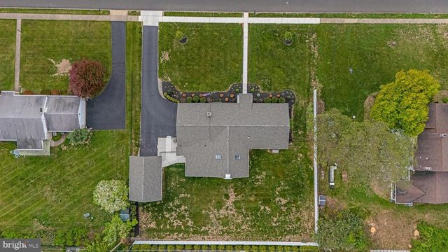 3936 MARTIN RD, Huntingdon Valley, PA 19006