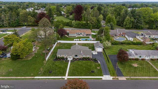 3936 MARTIN RD, Huntingdon Valley, PA 19006