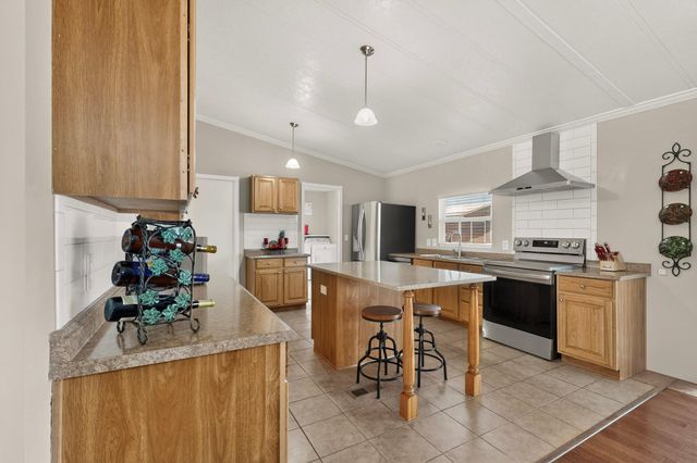 145 Manzano View Road, Los Lunas, NM 87031