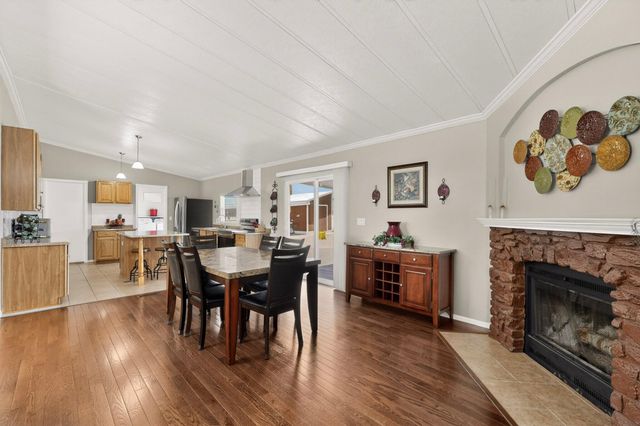 145 Manzano View Road, Los Lunas, NM 87031