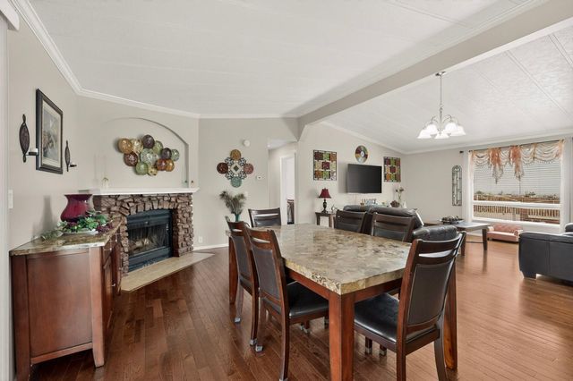 145 Manzano View Road, Los Lunas, NM 87031
