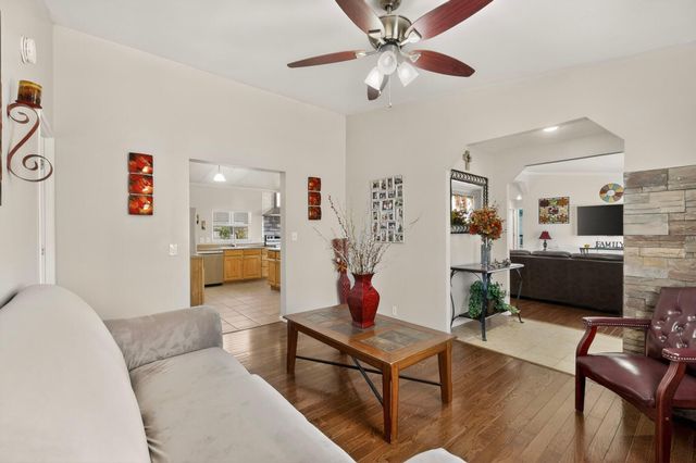 145 Manzano View Road, Los Lunas, NM 87031
