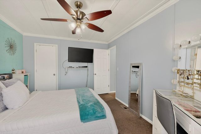 145 Manzano View Road, Los Lunas, NM 87031