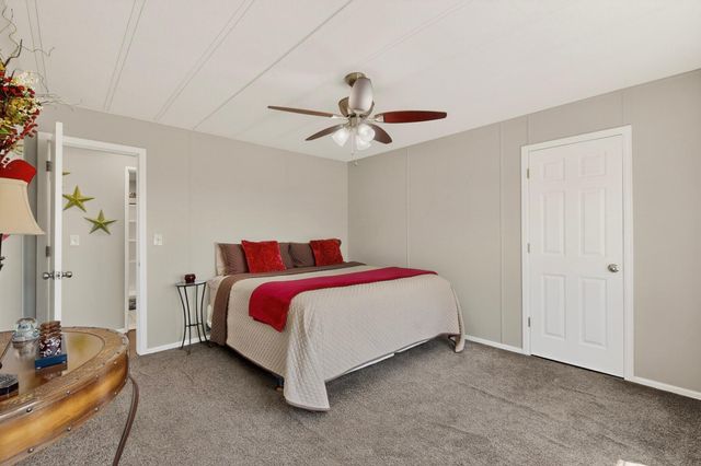 145 Manzano View Road, Los Lunas, NM 87031