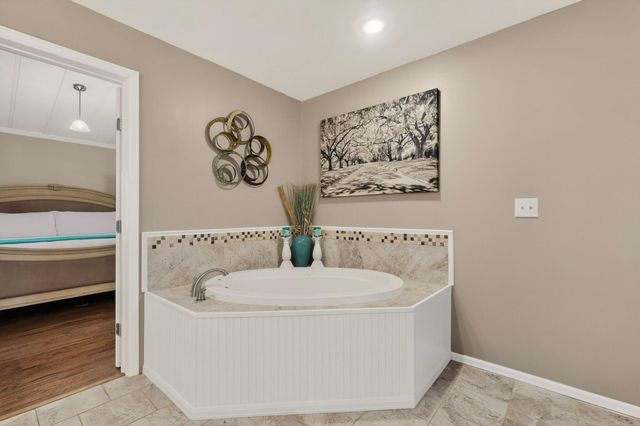 145 Manzano View Road, Los Lunas, NM 87031