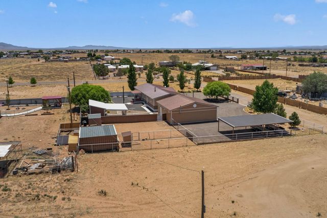 145 Manzano View Road, Los Lunas, NM 87031