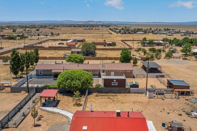 145 Manzano View Road, Los Lunas, NM 87031