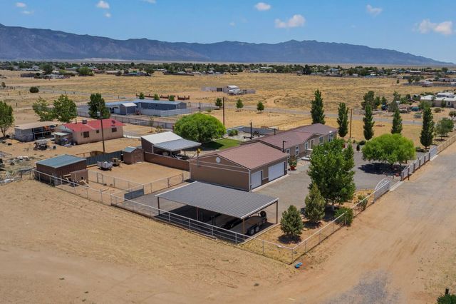 145 Manzano View Road, Los Lunas, NM 87031