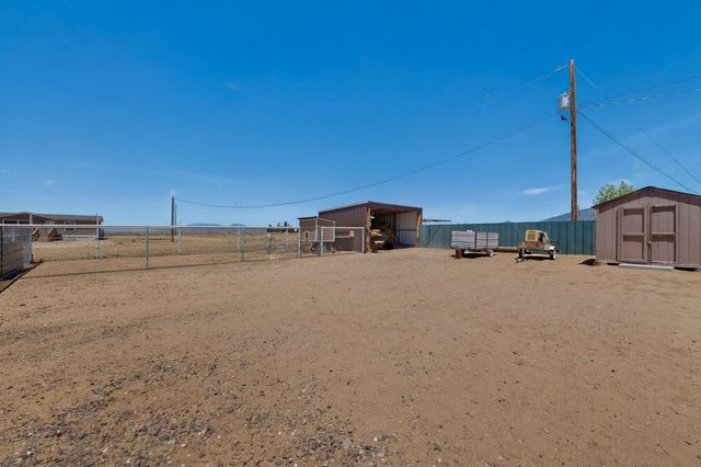 145 Manzano View Road, Los Lunas, NM 87031