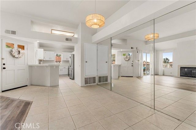 105 Corsica Drive, Newport Beach, CA 92660