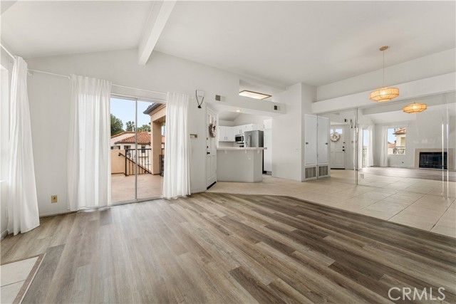 105 Corsica Drive, Newport Beach, CA 92660