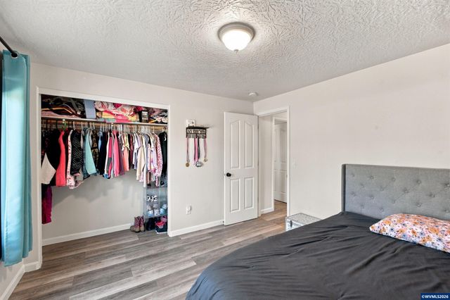 542 Ashley Ct, Jefferson, OR 97352