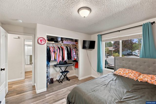 542 Ashley Ct, Jefferson, OR 97352