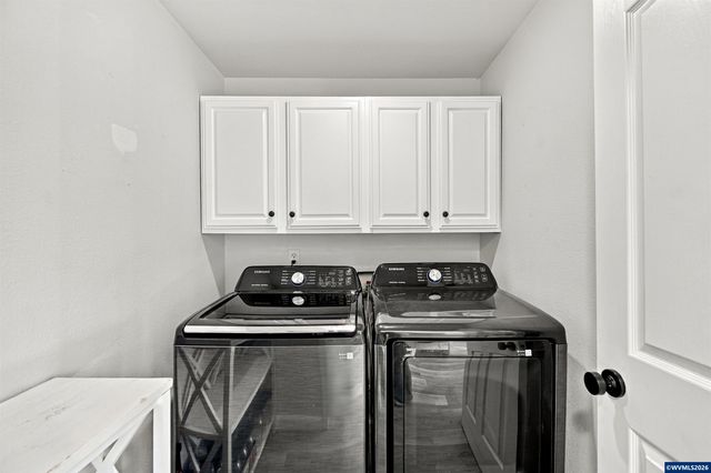 542 Ashley Ct, Jefferson, OR 97352