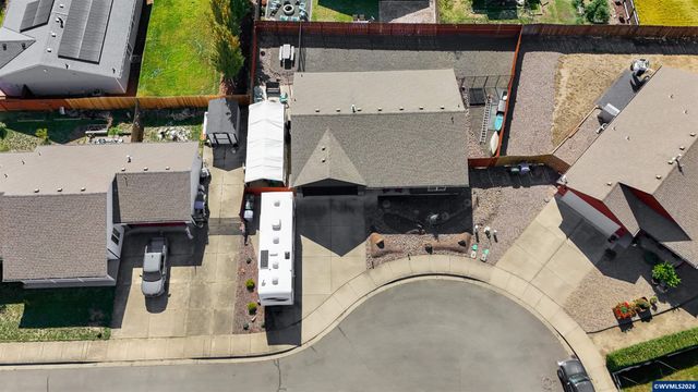 542 Ashley Ct, Jefferson, OR 97352