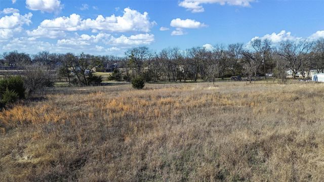 1997 County Road 655, Farmersville, TX 75442