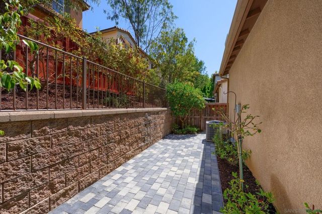 3598 Summit Trail, Carlsbad, CA 92010