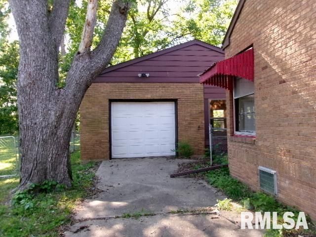 1425 N 5TH Street, Chillicothe, IL 61523