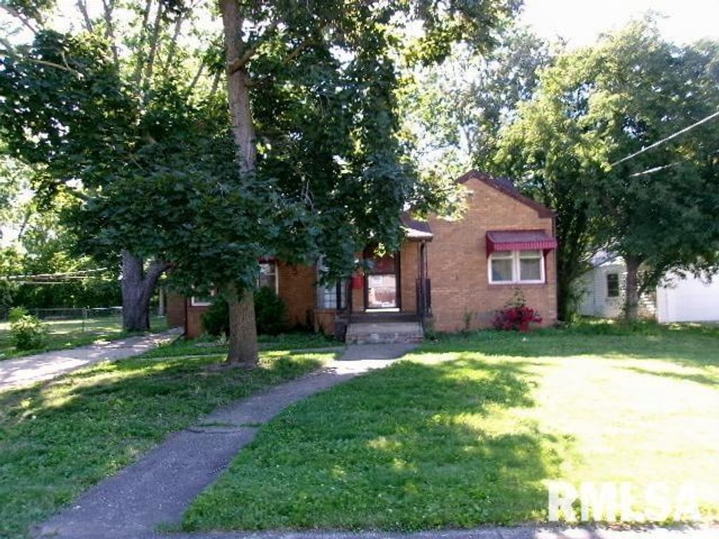 1425 N 5TH Street, Chillicothe, IL 61523