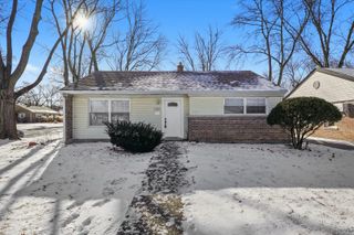 2243 Spruce Road, Homewood, IL 60430
